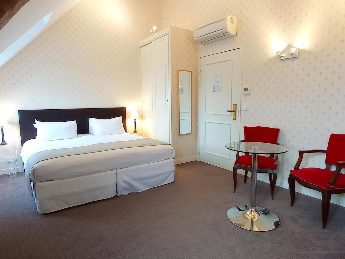 Hotel Grand Monarque อาแซ-เลอ-ริโด ภายนอก รูปภาพ