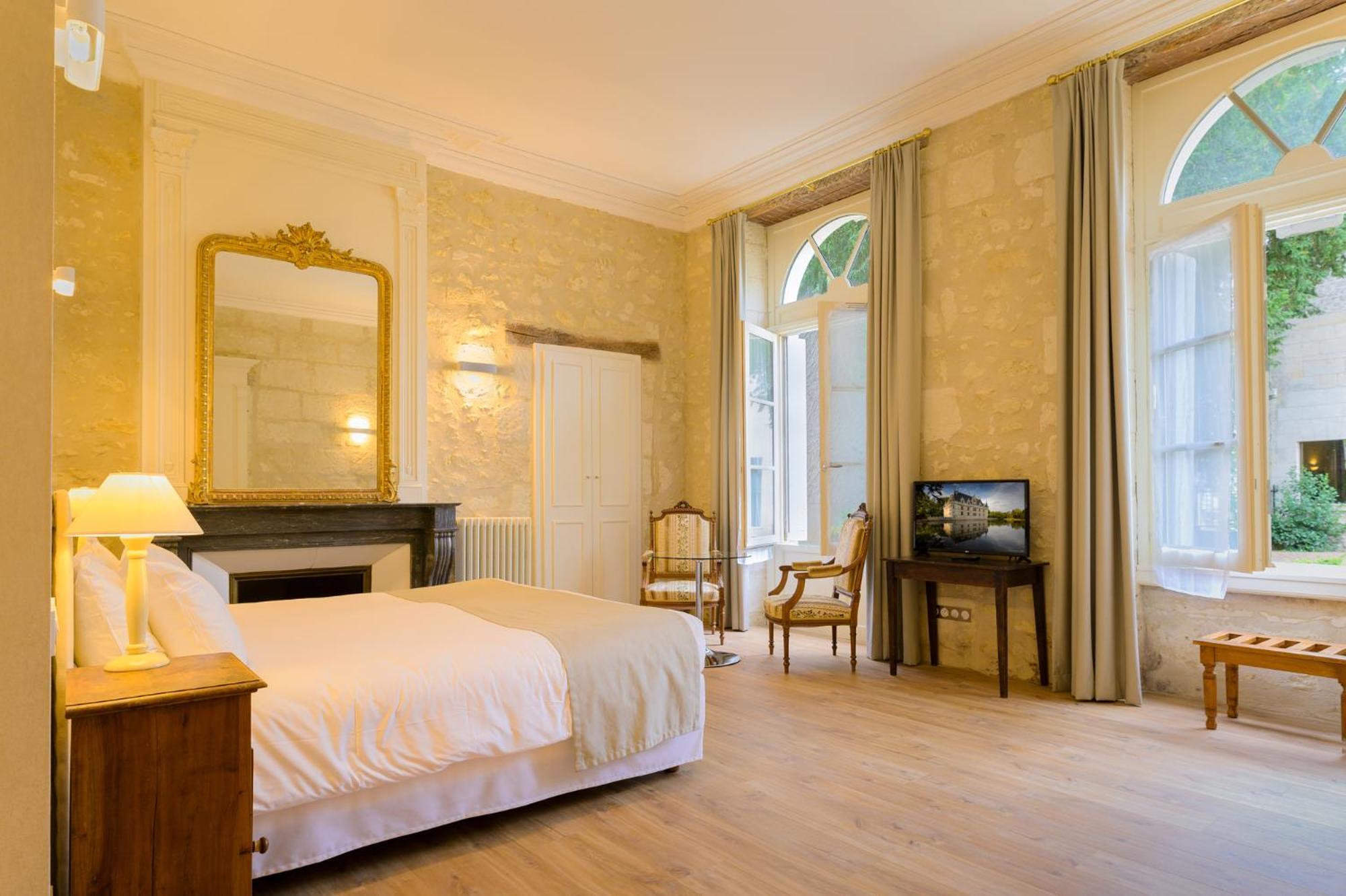 Hotel Grand Monarque อาแซ-เลอ-ริโด ภายนอก รูปภาพ